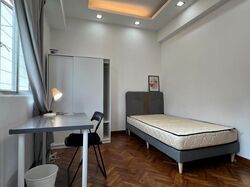 Avila Gardens (D17), Condominium #636453561